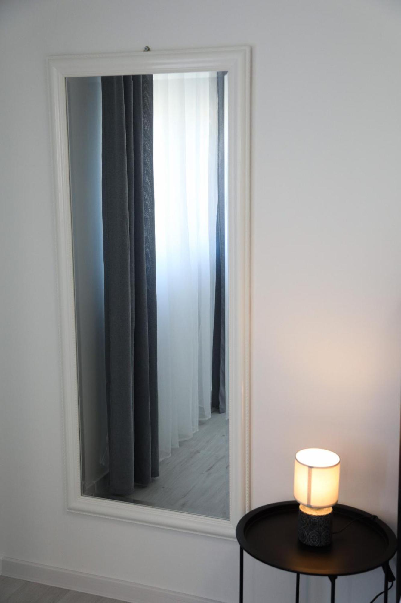 Apartman Keman *